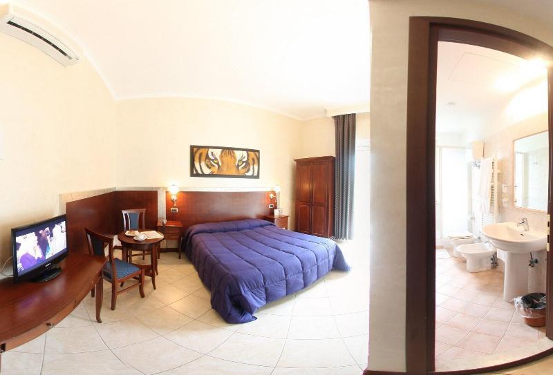 Hotel La Pace - Experience Cassino Kültér fotó